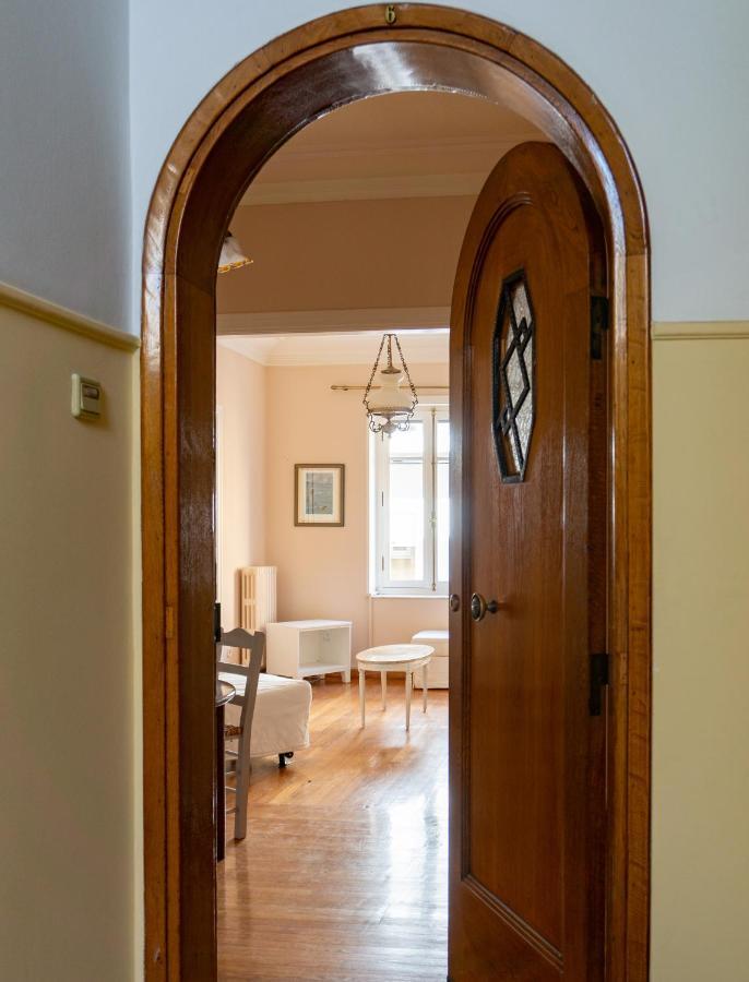 Ferienwohnung Hadrians Den In Heart Of Plaka By Jj Hospitality Athen Exterior foto