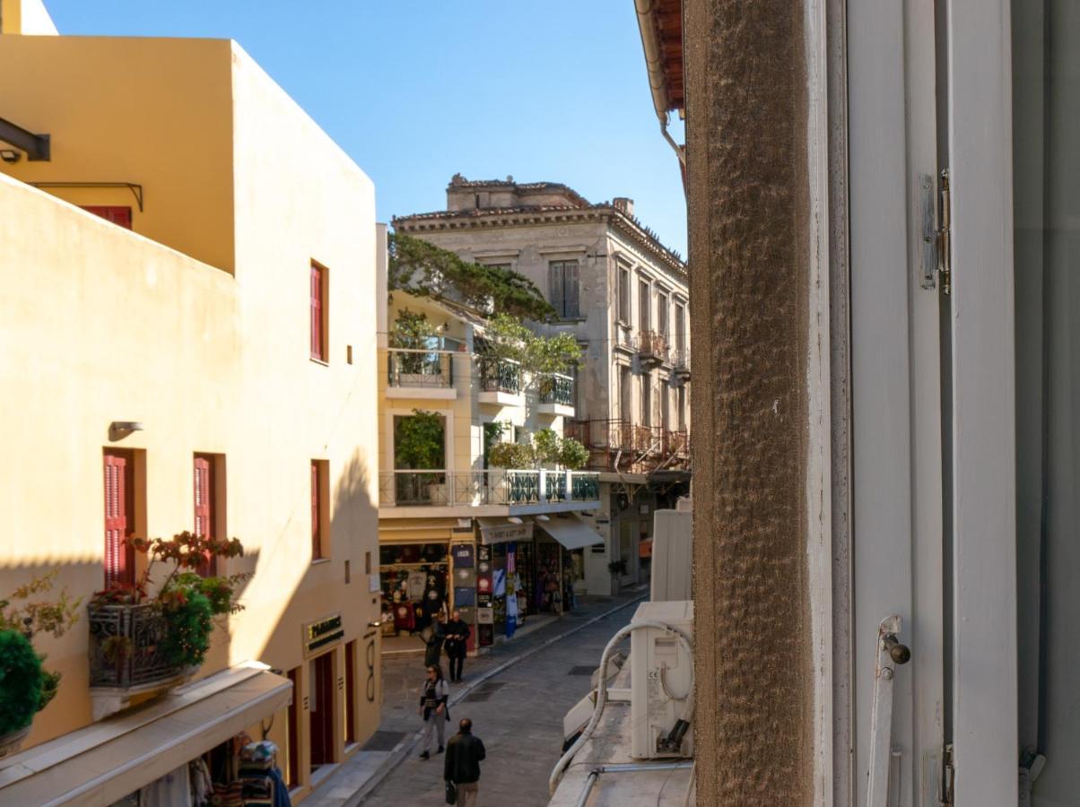 Ferienwohnung Hadrians Den In Heart Of Plaka By Jj Hospitality Athen Exterior foto