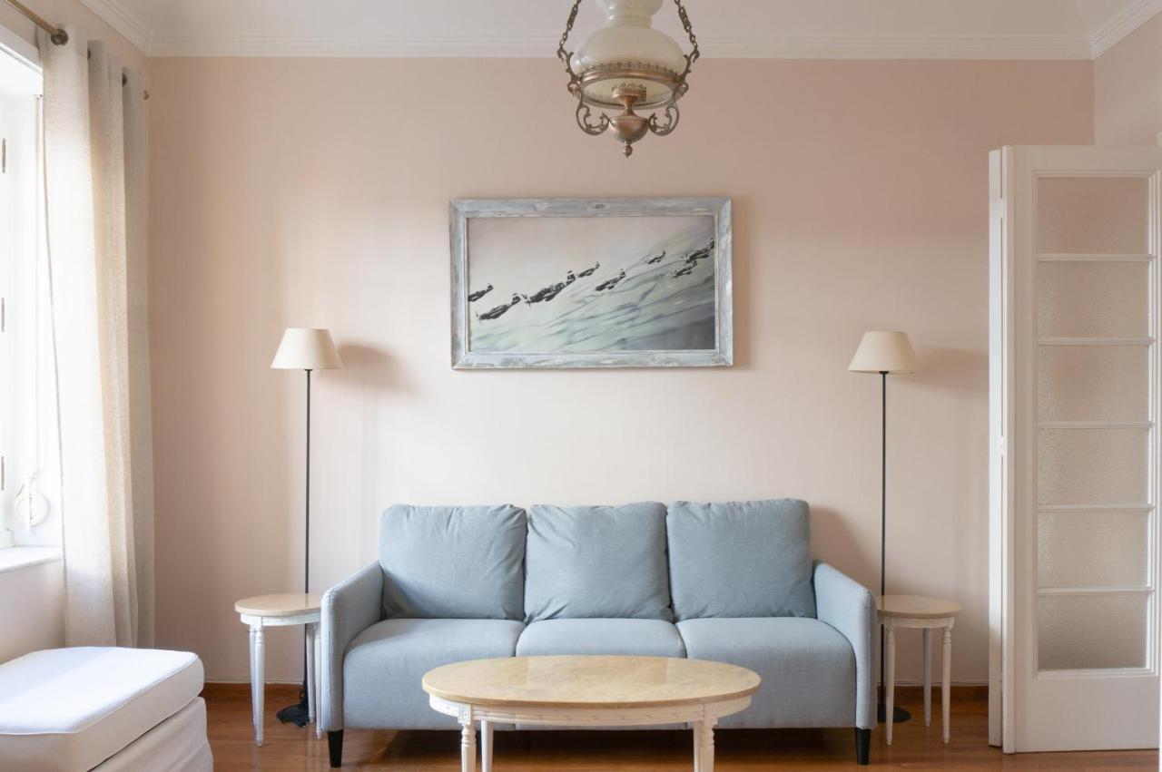 Ferienwohnung Hadrians Den In Heart Of Plaka By Jj Hospitality Athen Exterior foto